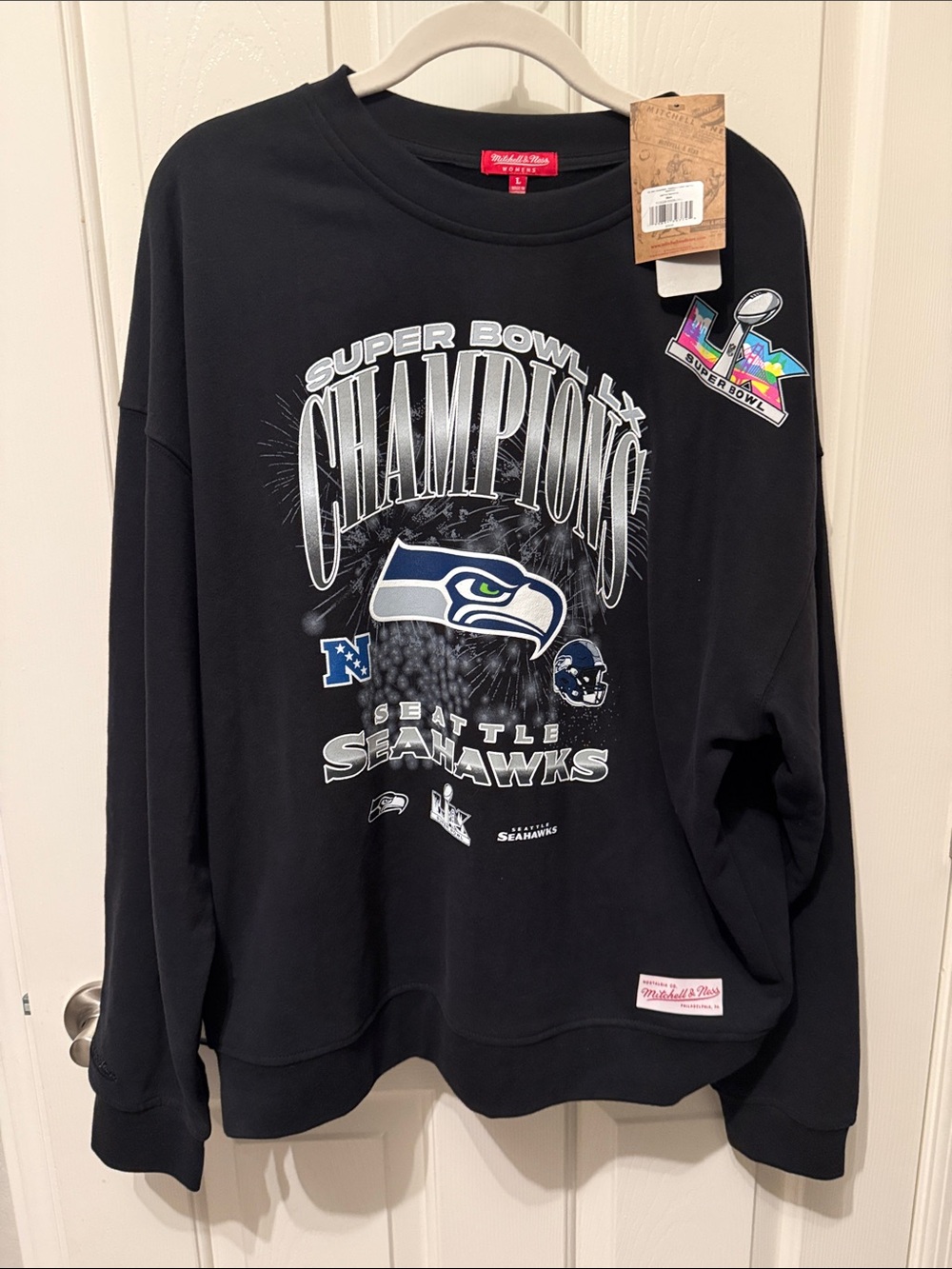 NWT Mitchell & Ness Black Seattle Seahawks Super Bowl Champions 2025 Crewneck- L
